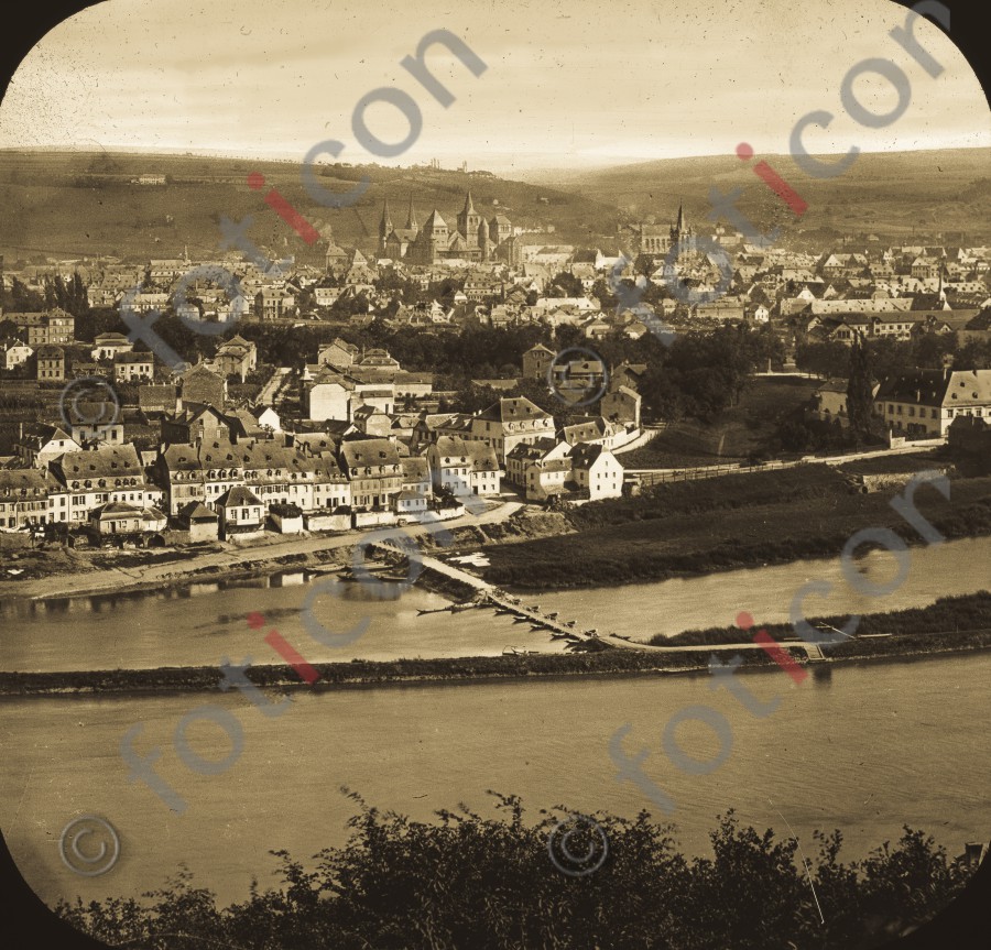 Blick auf Trier | View of Trier (simon-195-049-sw.jpg)